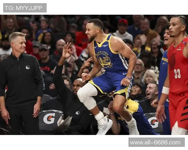 库里称勇士队深度令人惊叹可能对其他球队构成巨大威胁 库里称勇士队深度令人惊叹可能对其他球队构成巨大威胁